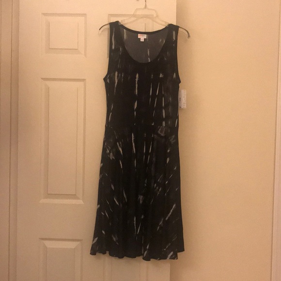 LuLaRoe Dresses & Skirts - Nicki Dress